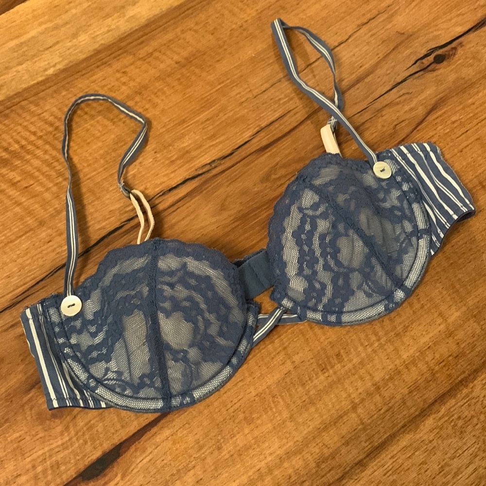 Victoria’s Secret blue lace balconet bra